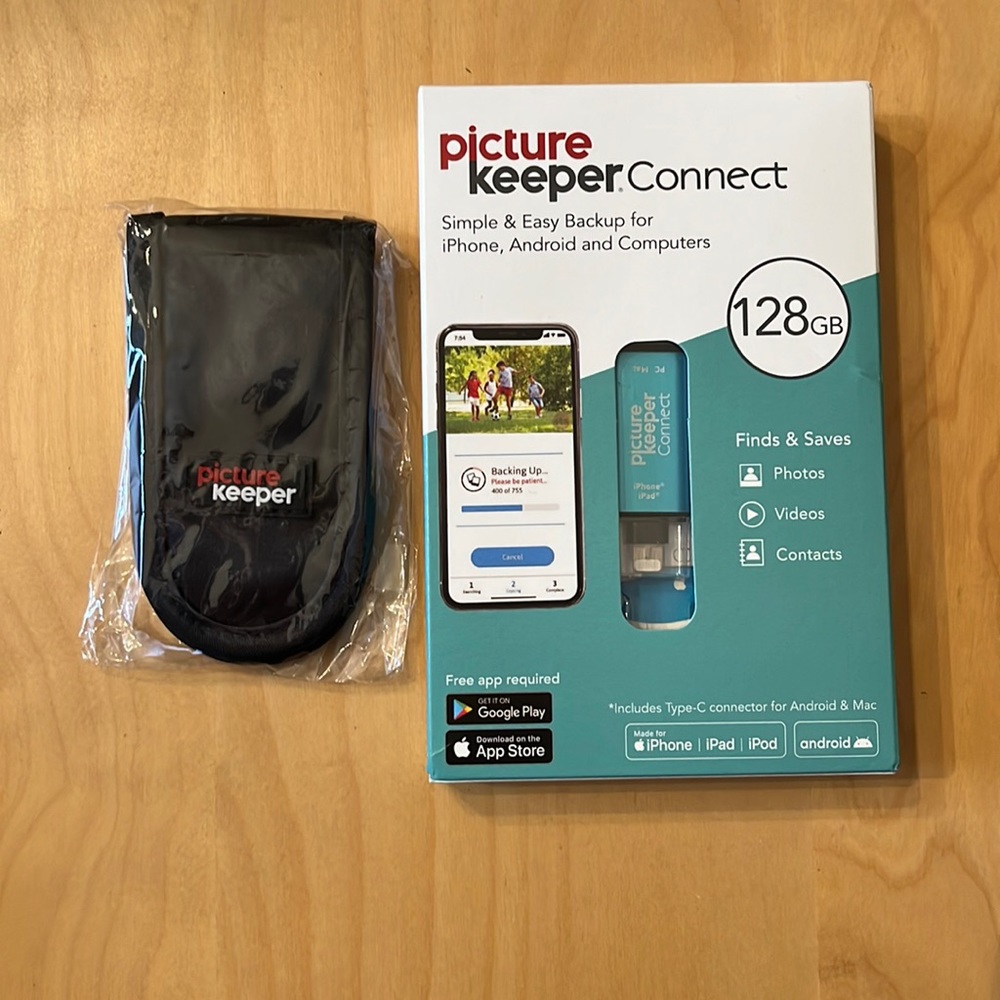 Picture Keeper 128GB and Carrying Case